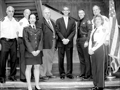 12foto1aretocada.gif (66005 bytes)