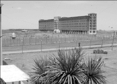 22f1.gif (18427 bytes)