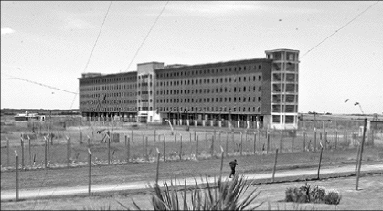 Penal1.gif (39433 bytes)