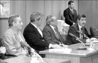 tripartita.gif (30294 bytes)