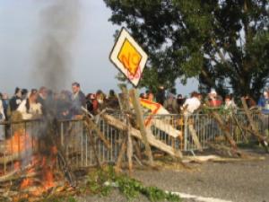 barricada stopG8